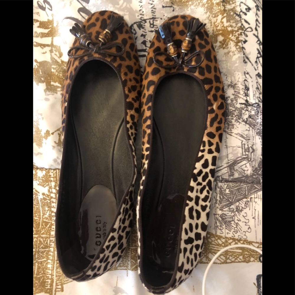 Gucci cheetah print flats